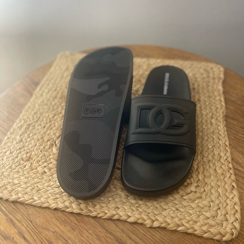 Dolce & Gabbana size 12